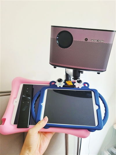 “數字原住民”的童年隱憂 專家呼吁，年齡越小越應與電子產品“斷舍離”